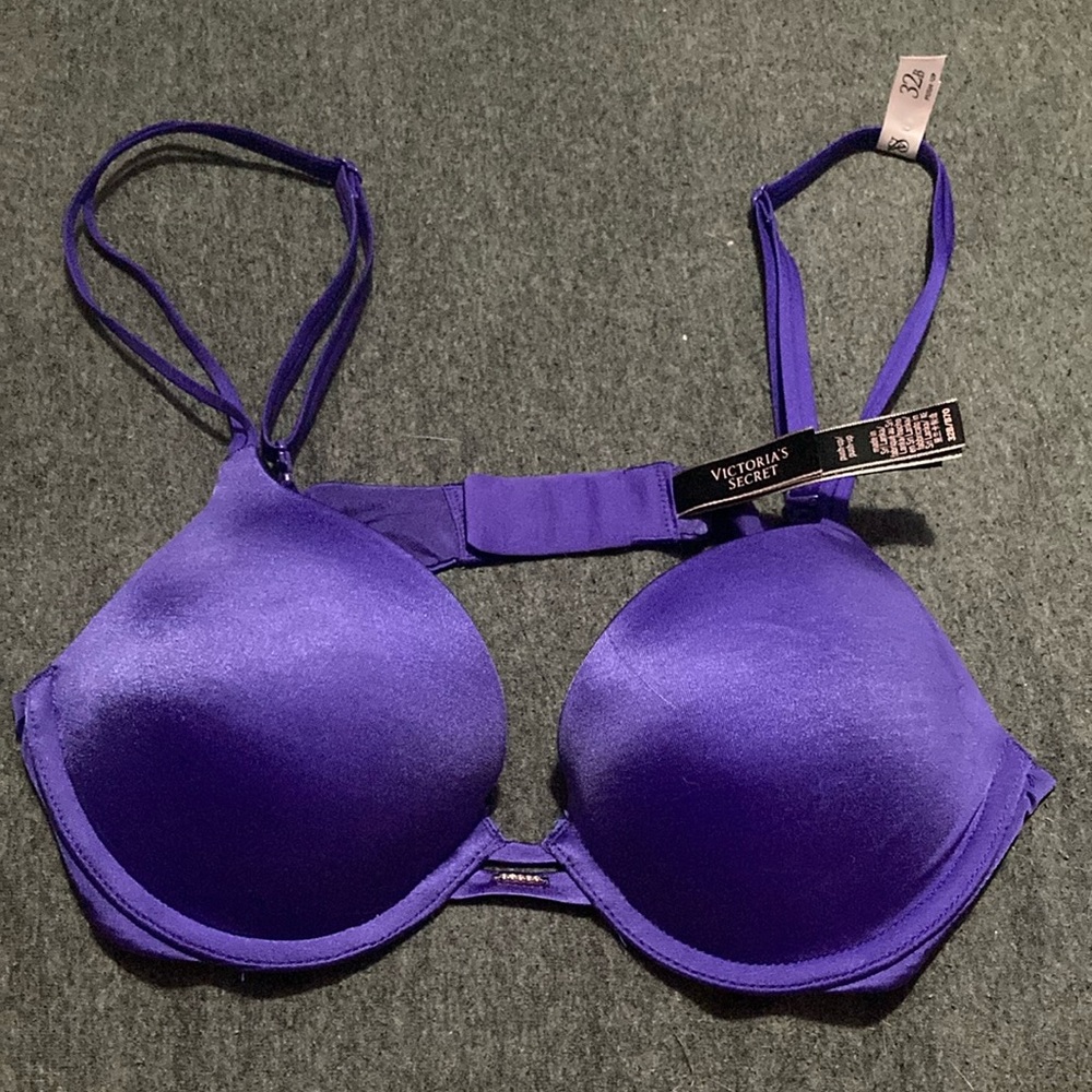Victoria Secret violet push up bra never been worn.